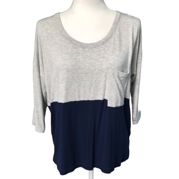 Club Monaco Colorblock Gray and Navy Blue Long Sleeve Top Size Small Oversized - Picture 1 of 13
